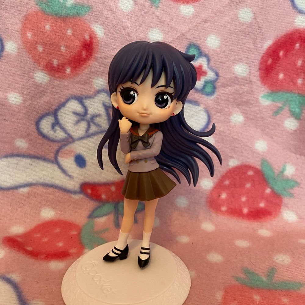 Rei Hino (Sailor mars) Qposket figure out of box